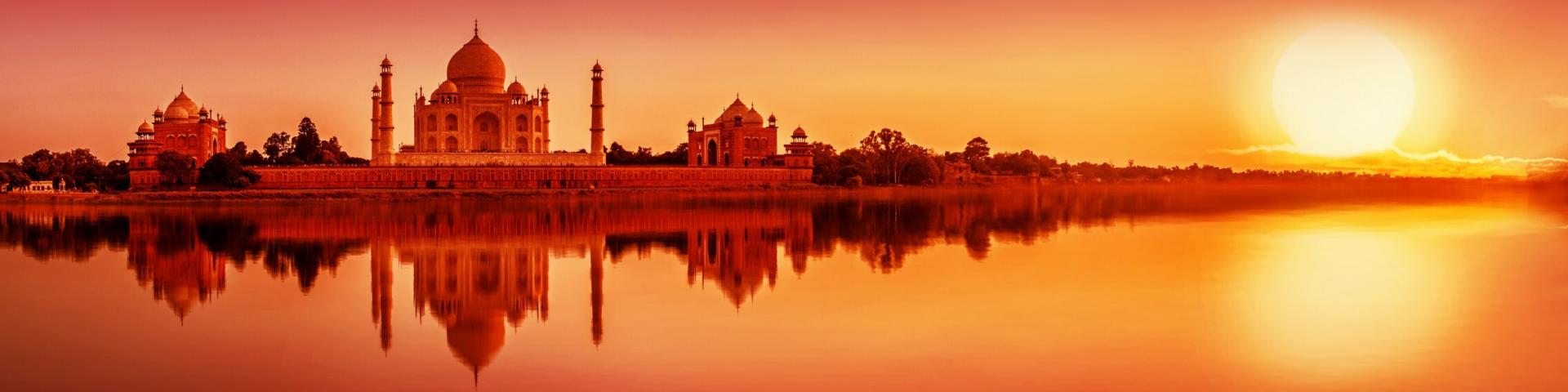 Zwiedzanie Taj Mahal